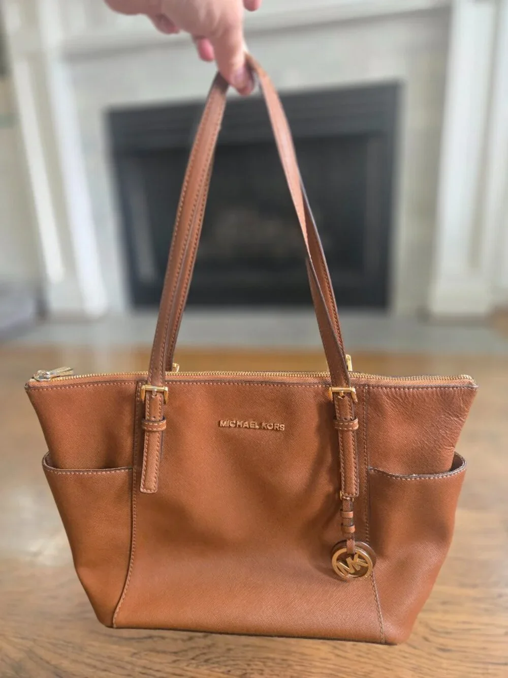 Michael Kors Jet Set Travel Tote Luggage Saffiano Leather Large Zip Top Bag
